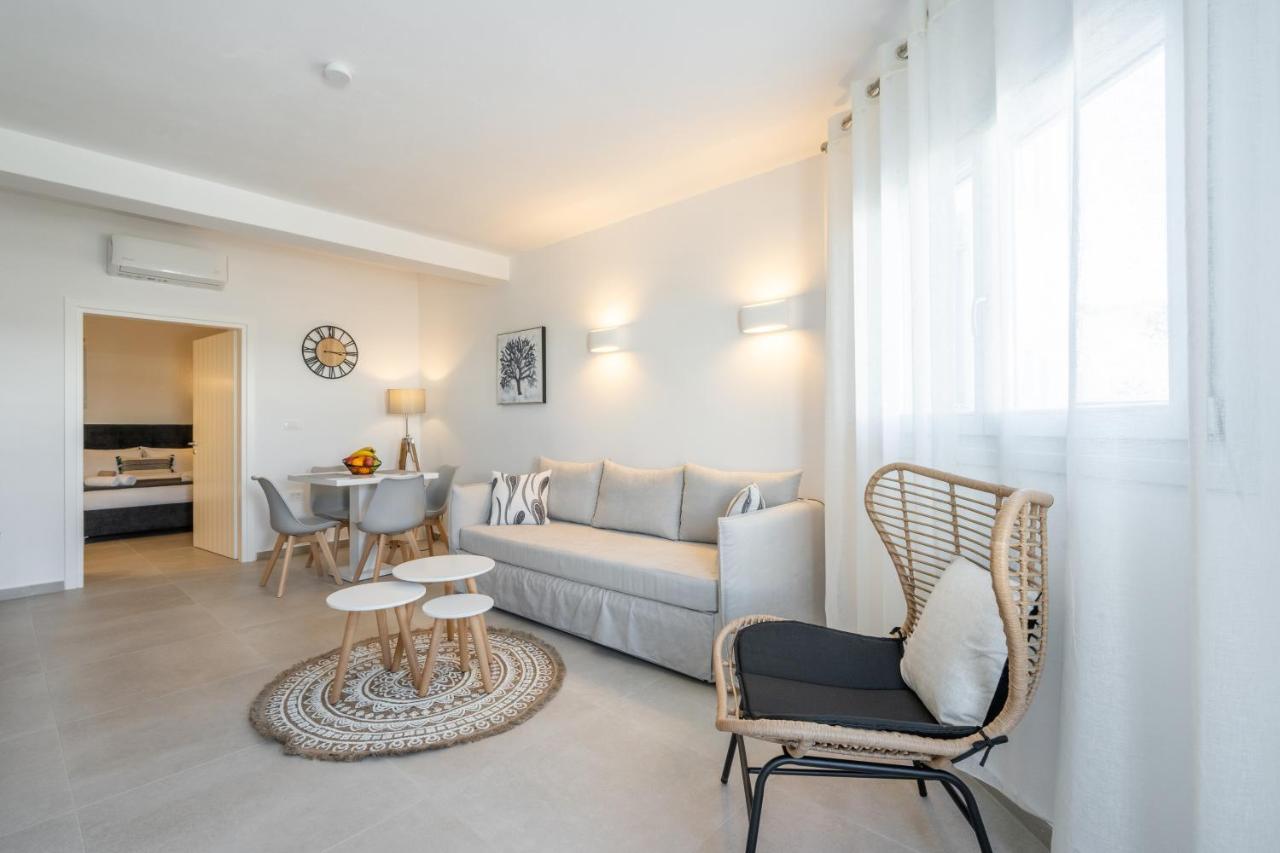 Sn Santorini Apartments Kamári المظهر الخارجي الصورة