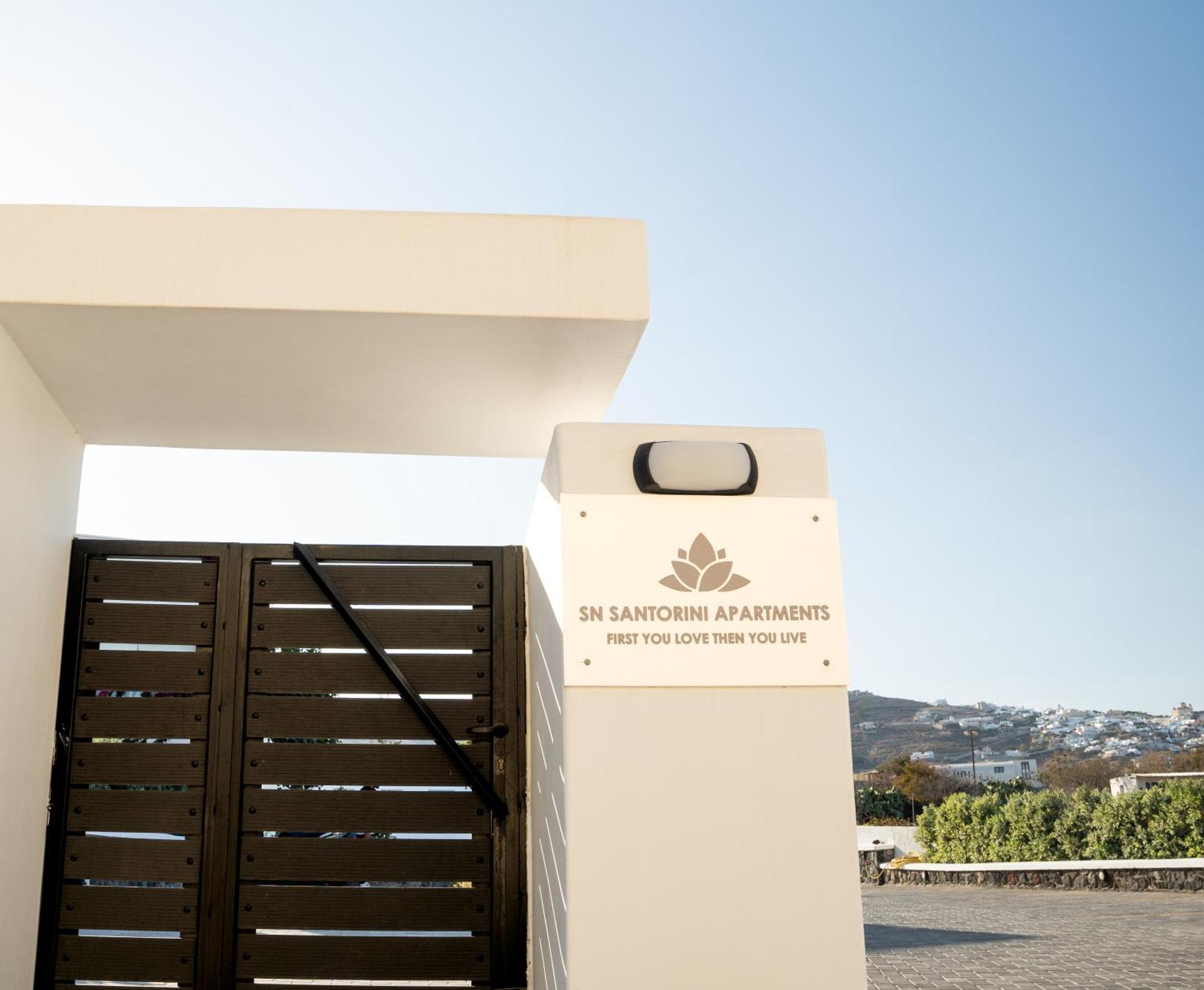 Sn Santorini Apartments Kamári المظهر الخارجي الصورة